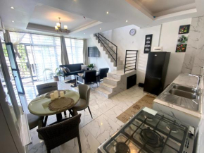 Luxury TownHouse